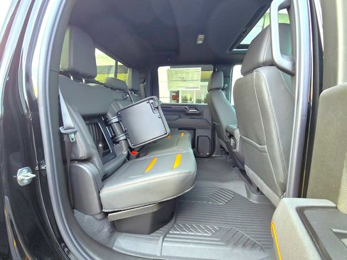 New 2026 GMC Sierra 2500 AT4 w/ AT4 Premium Plus Package image 21