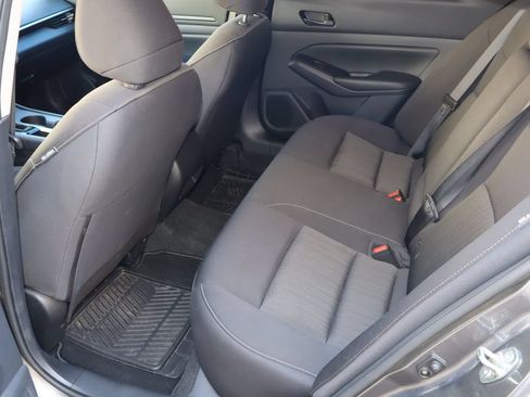 Used 2024 Nissan Altima 2.5 S FWD image 5