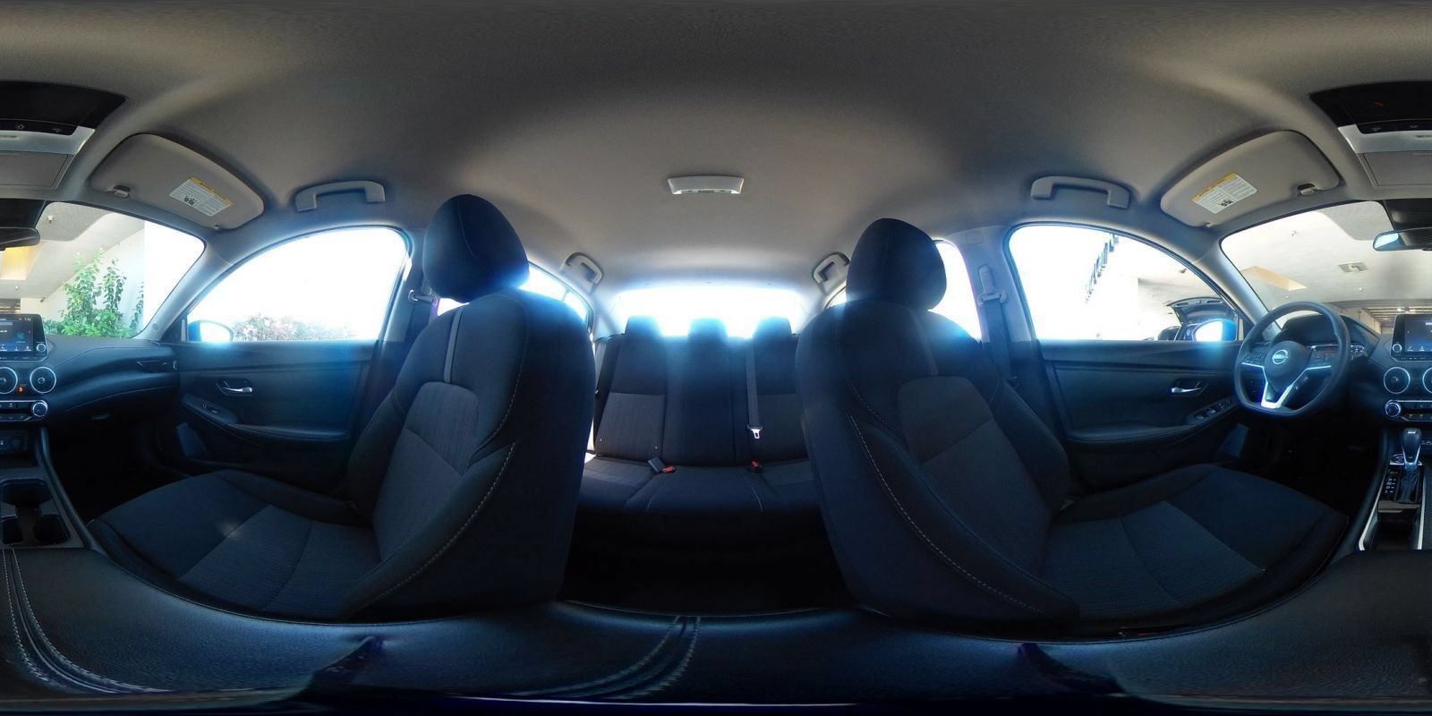 Used 2025 Nissan Sentra SV FWD image 40