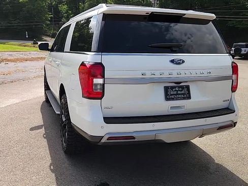 Used 2022 Ford Expedition Max XLT RWD image 5
