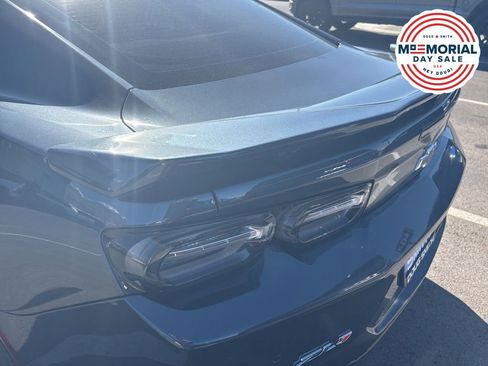 Used 2021 Chevrolet Camaro ZL1 RWD image 20
