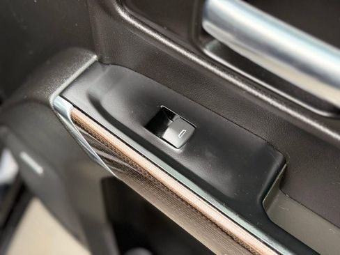 Used 2020 Chevrolet Silverado 1500 RST image 25