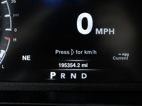 Used 2016 RAM 3500 Laramie image 22