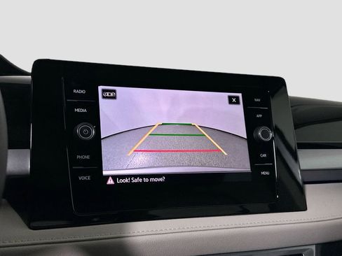 Certified 2025 Volkswagen Taos SEL image 16