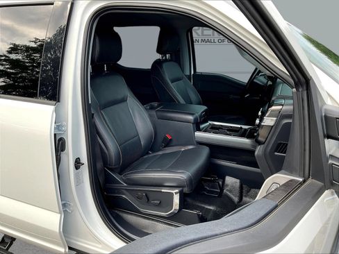 Used 2023 Ford F350 Lariat AWD/4WD image 31