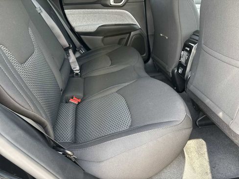 New 2025 Jeep Compass Sport image 17