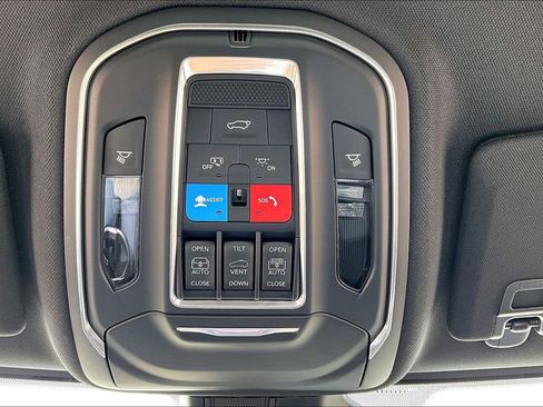 New 2025 Jeep Grand Cherokee L Limited AWD/4WD image 34