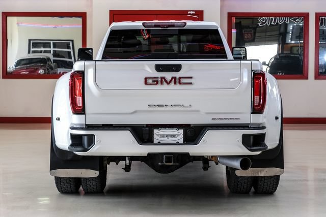 Used 2022 GMC Sierra 3500 Denali w/ Denali Ultimate Package AWD/4WD image 13