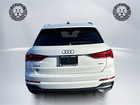 Used 2021 Audi Q3 2.0T Premium Plus w/ Premium Plus Package image 6