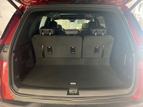 New 2026 Chevrolet Traverse Z71 w/ Enhanced Driving Package AWD/4WD image 7