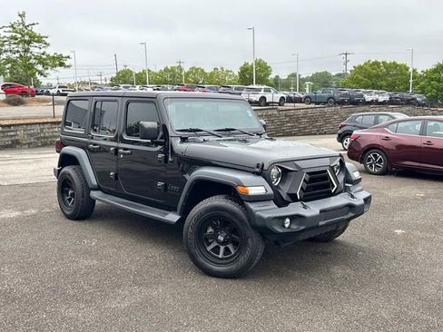 Used 2023 Jeep Wrangler Unlimited Sport AWD/4WD image 2