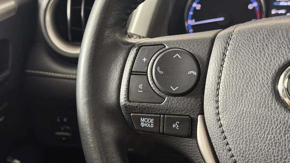 Used 2016 Toyota RAV4 Limited AWD/4WD image 20