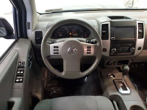 Used 2020 Nissan Frontier SV w/ SV Utility Package AWD/4WD image 13