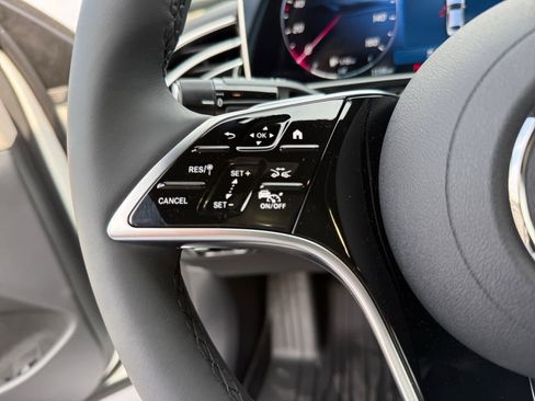 New 2026 Mercedes-Benz E 350 4MATIC Sedan image 24