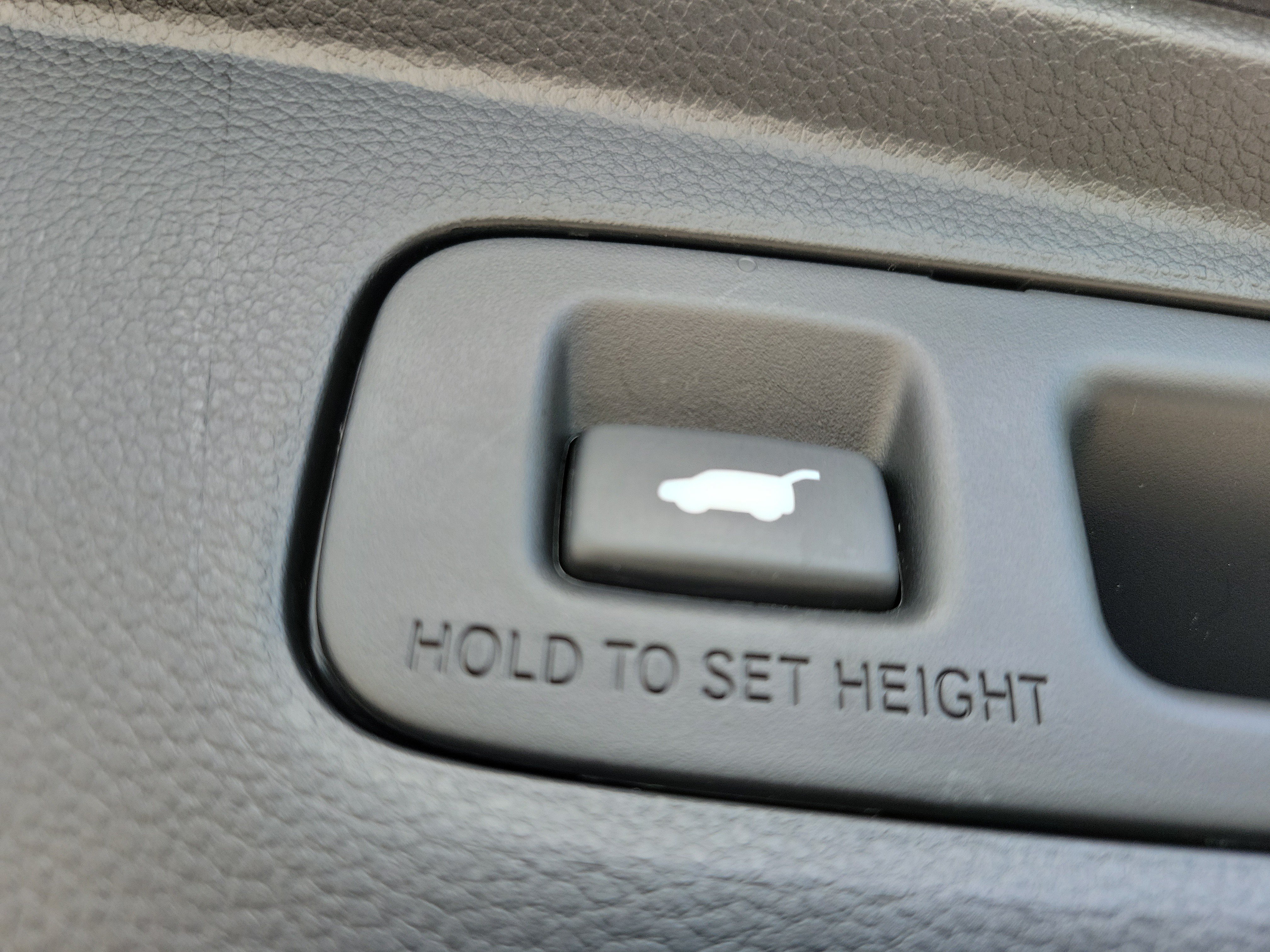 Used 2024 Honda CR-V EX-L image 10