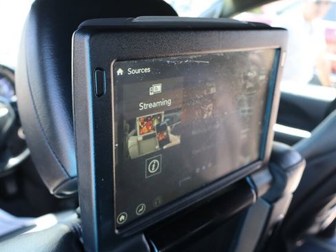Used 2020 Chrysler Pacifica Touring-L Plus FWD image 14
