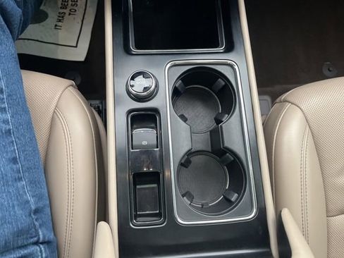 Used 2021 Lincoln Corsair Standard w/ Premium Package image 31