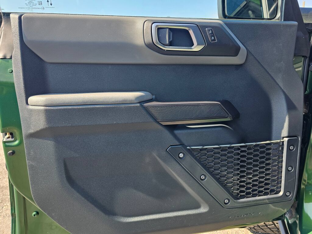 Used 2024 Ford Bronco Everglades AWD/4WD image 19