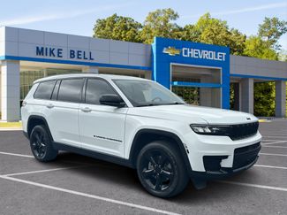 Used 2023 Jeep Grand Cherokee L Laredo AWD/4WD video 1
