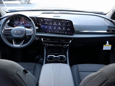 New 2026 Chevrolet Traverse LT w/ Enhanced Driving Package image 21