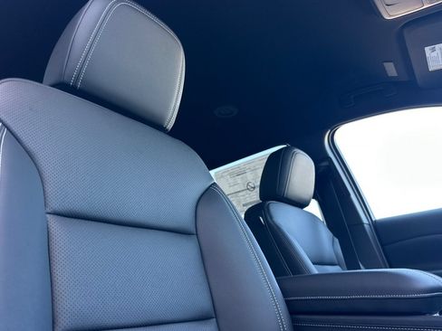 New 2026 Chevrolet Traverse LT w/ Enhanced Driving Package FWD image 18