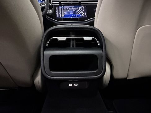 Used 2025 Mercedes-Benz E 350 E 350 image 36