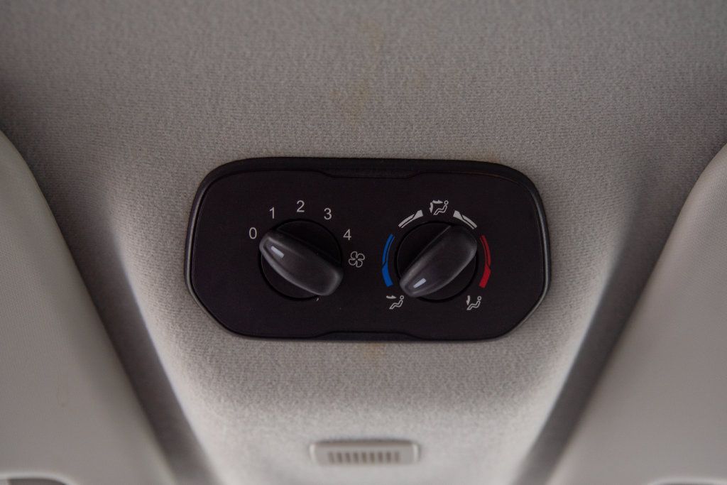 Used 2018 Ford Transit 350 XL RWD image 23