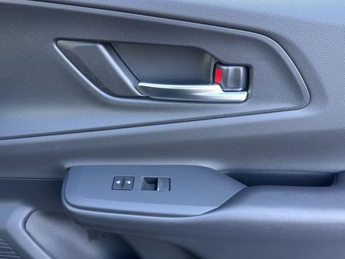 New 2026 Toyota Prius Plug-In Hybrid FWD image 18