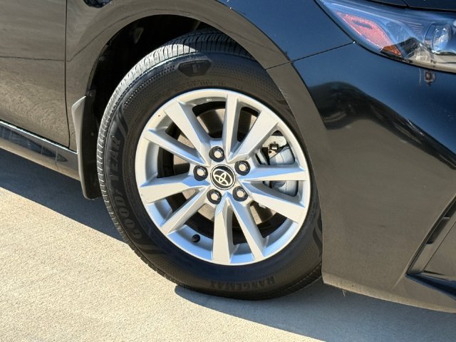 Used 2025 Toyota Camry LE FWD image 6