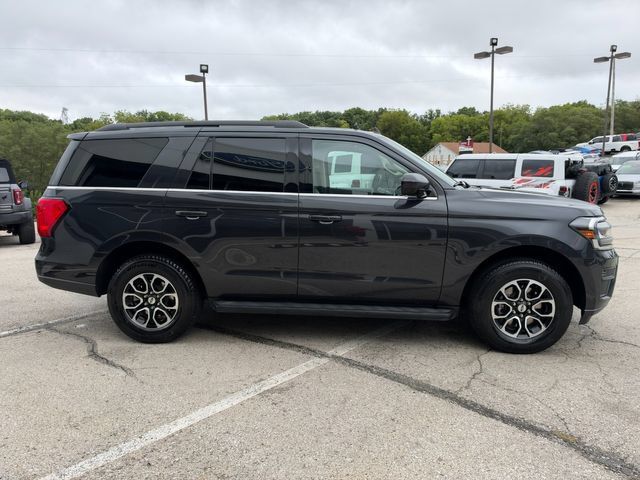 Used 2024 Ford Expedition XLT AWD/4WD image 8