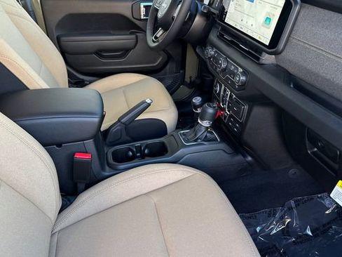 New 2026 Jeep Gladiator Willys AWD/4WD image 16