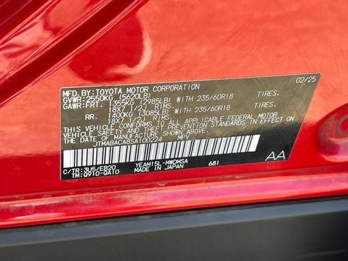 Certified 2025 Toyota bZ4X AWD w/ Weather Package image 32