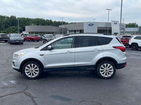 Used 2019 Ford Escape SEL FWD image 2