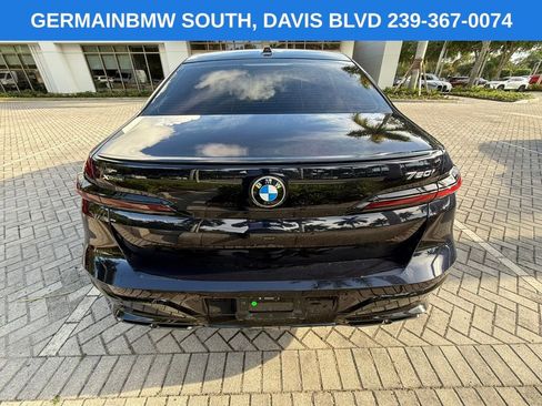 Certified 2025 BMW 760i xDrive w/ Executive Package image 7