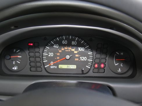 Used 2006 Nissan Sentra 1.8 w/ (F05) Convenience Pkg image 13