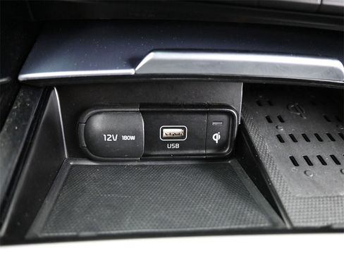 Certified 2022 Kia Stinger GT2 image 28