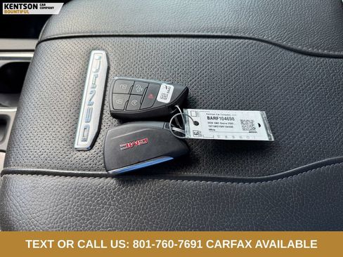 Used 2024 GMC Sierra 2500 Denali w/ Denali Reserve Package AWD/4WD image 36