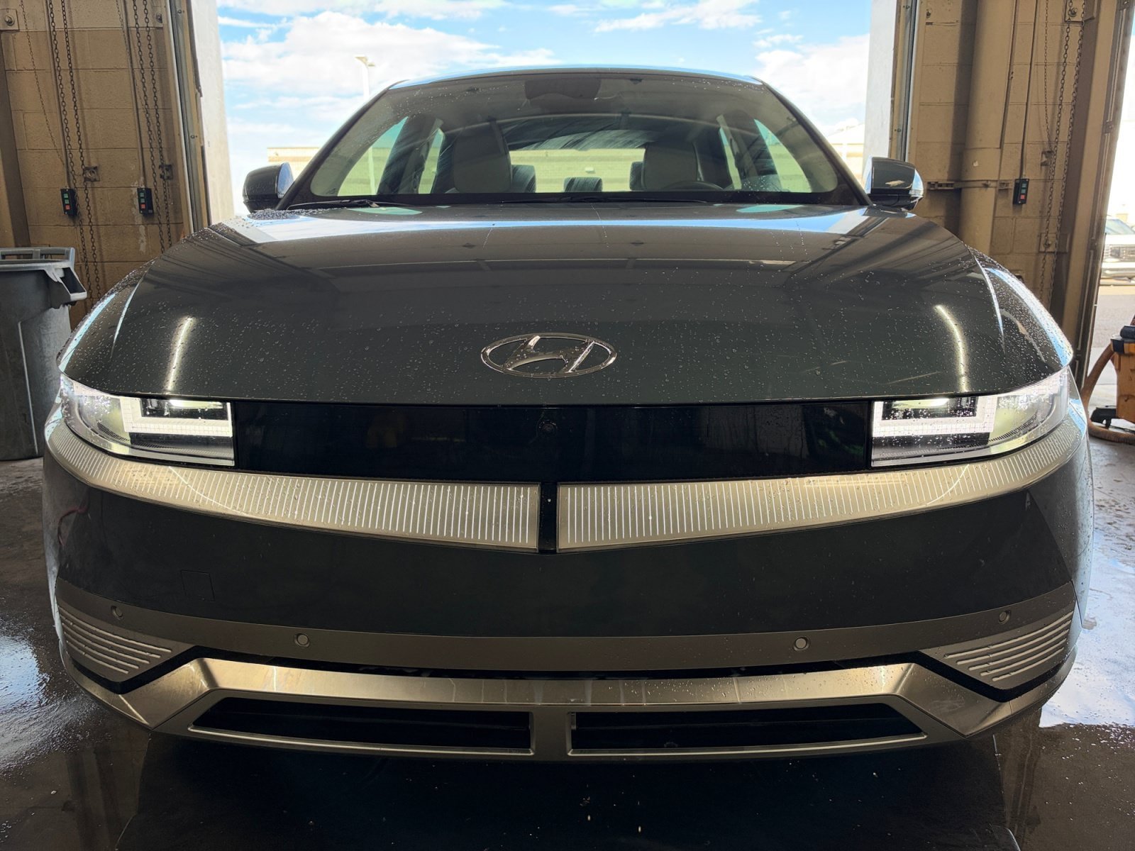 Certified 2024 Hyundai Ioniq 5 Limited RWD image 24