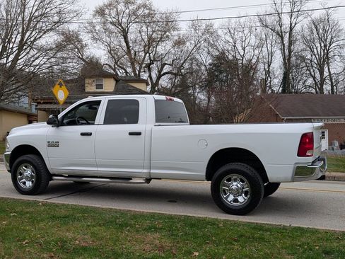 Used 2018 RAM 3500 Tradesman w/ Chrome Appearance Group image 11
