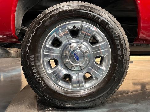 Used 2015 Ford F250 Lariat w/ Lariat Ultimate Package image 22