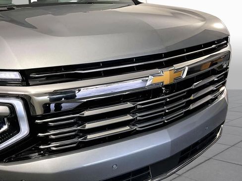 Used 2025 Chevrolet Tahoe Premier w/ Sun And Tow Package AWD/4WD image 28
