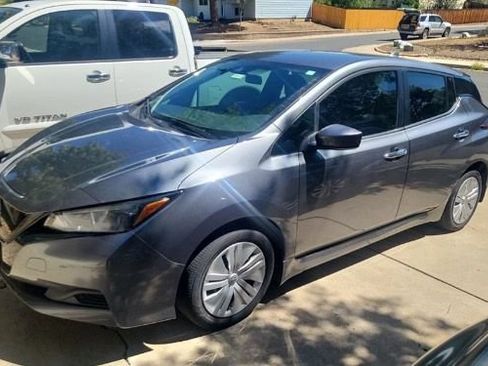 Used 2025 Nissan Leaf S FWD image 14
