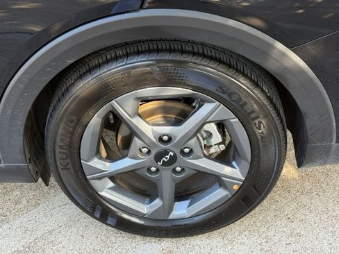 Used 2025 Kia K4 FWD image 32
