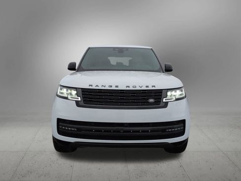 New 2026 Land Rover Range Rover Long Wheelbase SE image 9
