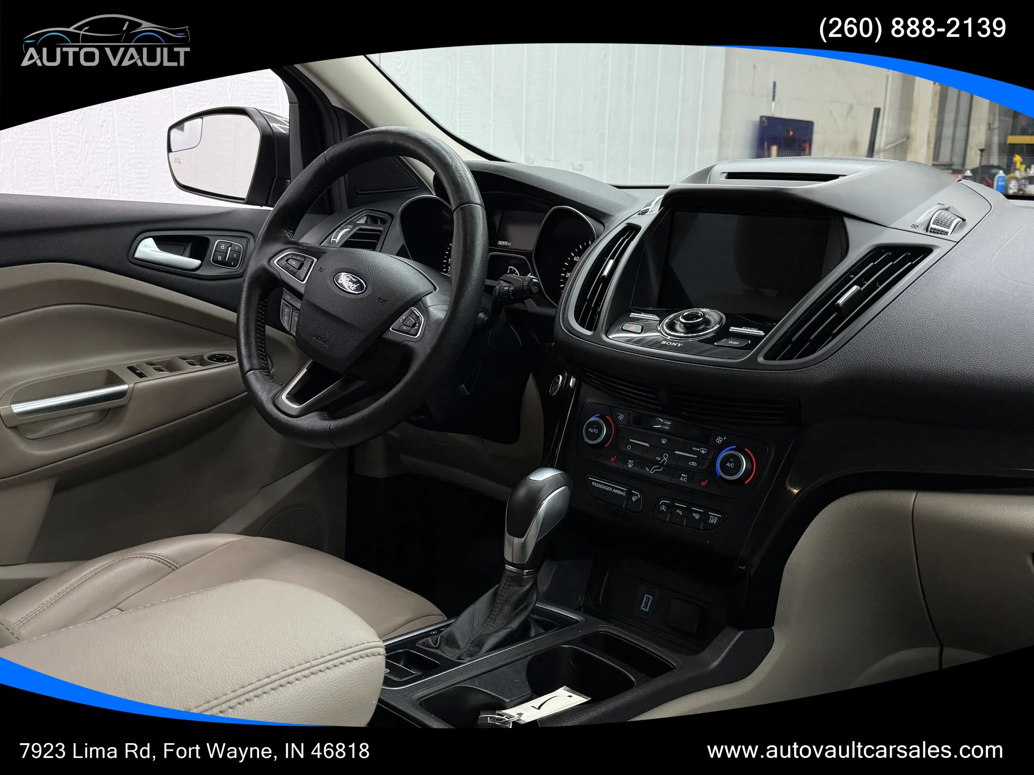Used 2018 Ford Escape Titanium FWD image 10