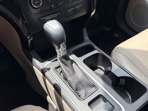 Used 2017 Ford Escape Titanium FWD image 31