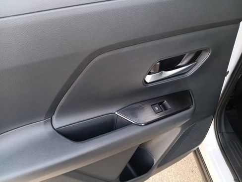 New 2026 Nissan Kicks SV w/ SV Premium Package image 19