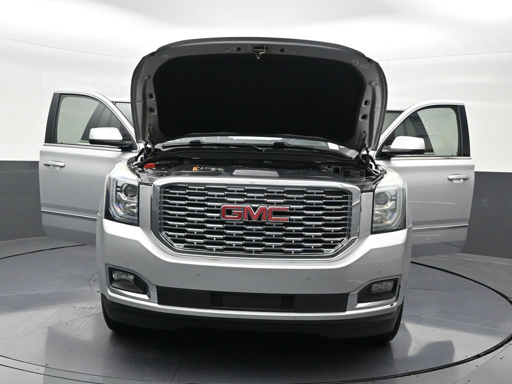 Used 2018 GMC Yukon Denali RWD image 38