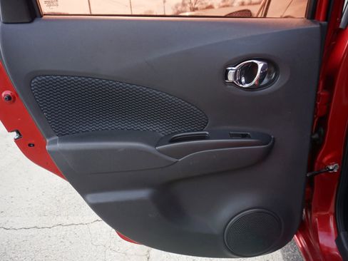 Used 2015 Nissan Versa Note SV image 13