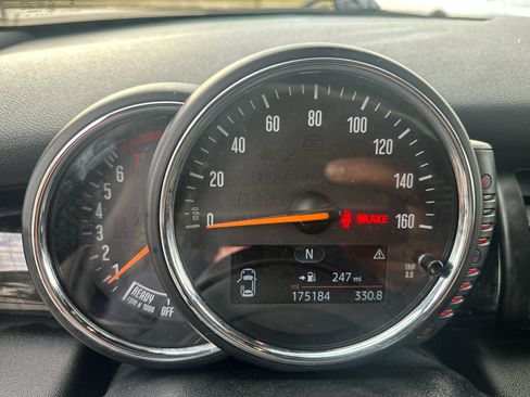 Used 2014 MINI Cooper 2-Door Hardtop image 18